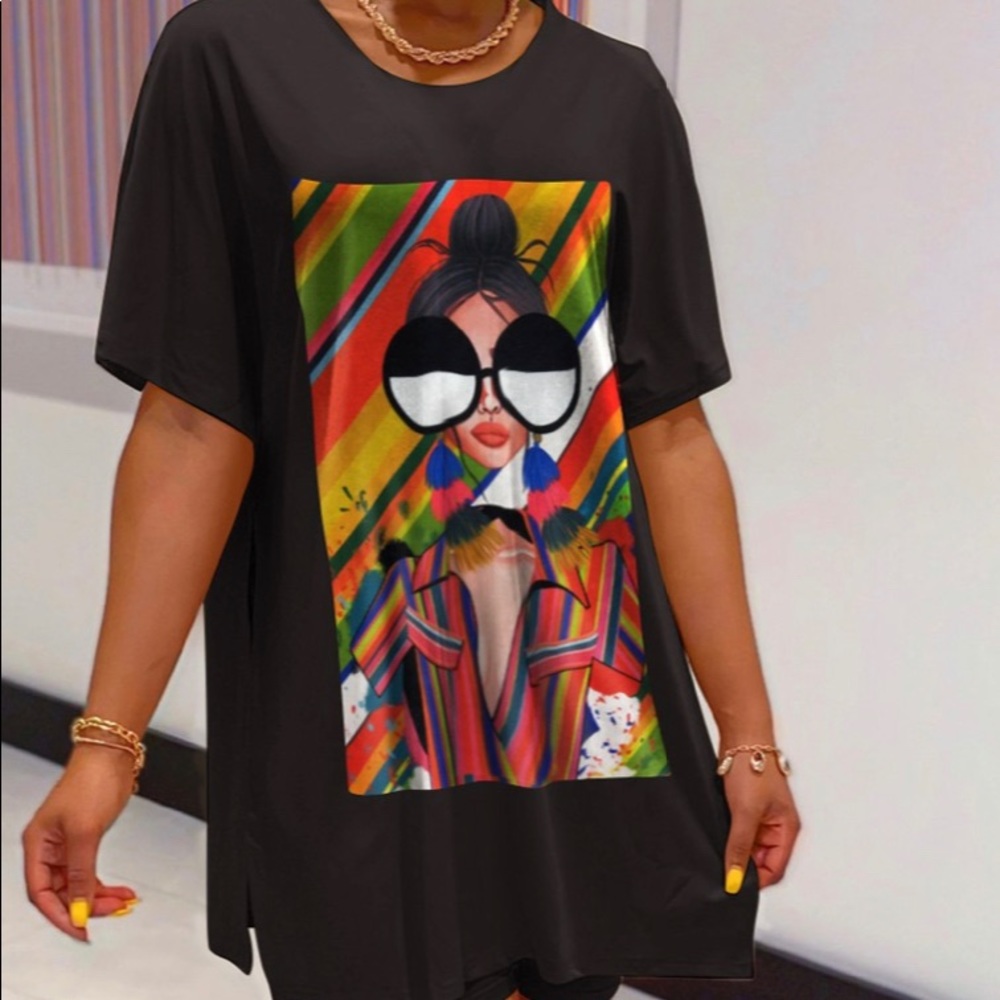 BLACK FIGURE PRINT SLIT TOP & SHORT SET NWOT - Picture 2 of 5